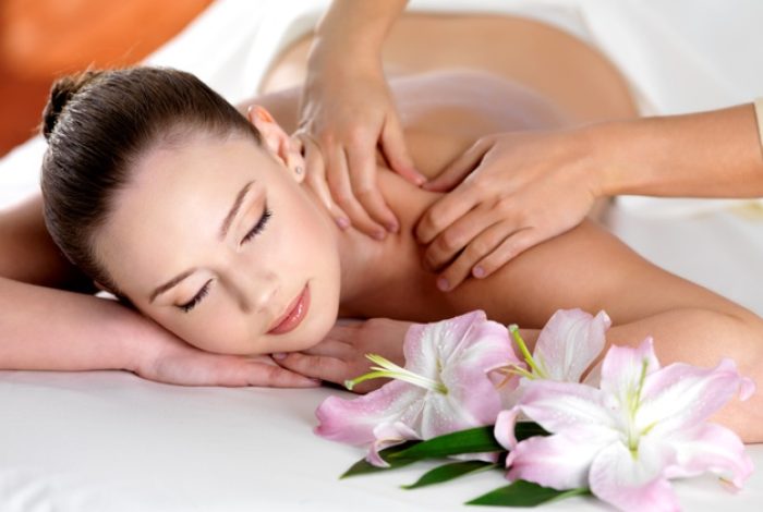 Shiatsu massage là gì? Đặc điểm của Shiatsu massage