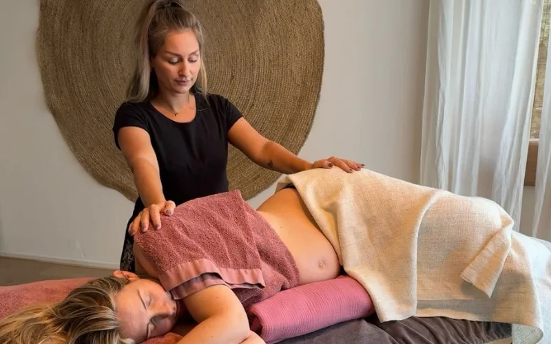 Massage cho bà bầu