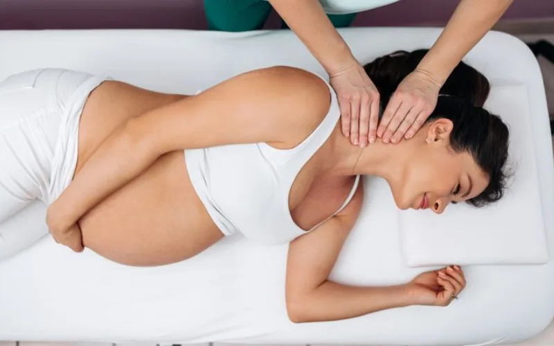 Massage cho bà bầu