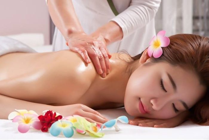 Massage thư giãn – Phương pháp điều trị cho tâm hồn