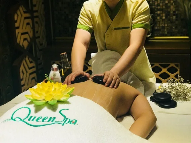 Queen Spa
