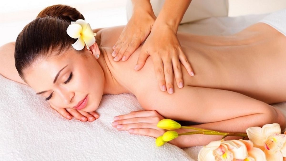 Simple full body massage for women at home