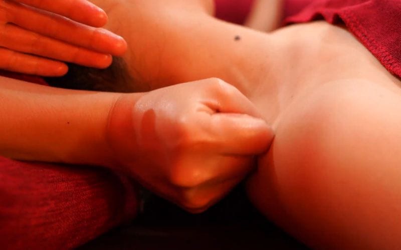 Massage toàn thân giá bao nhiêu