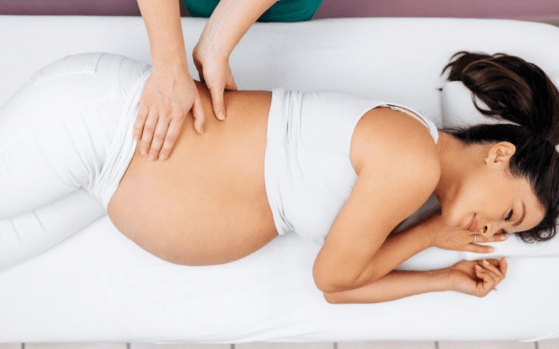 Bà bầu nên massage trong khoảng thời gian nào của thai kỳ