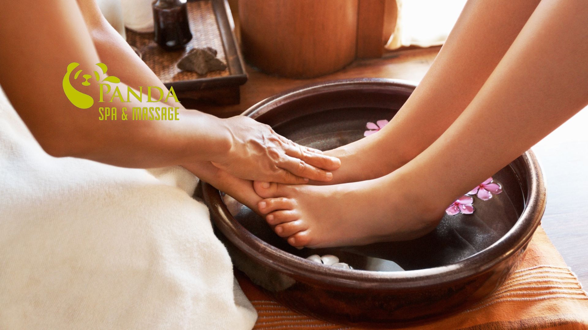 Massage Chân-Đầu-Vai-Gáy