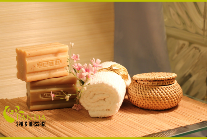 Should You Get a Massage Before or After Showering? Expert Tips from Panda Spa