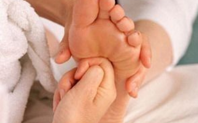 足裏のツボ押し