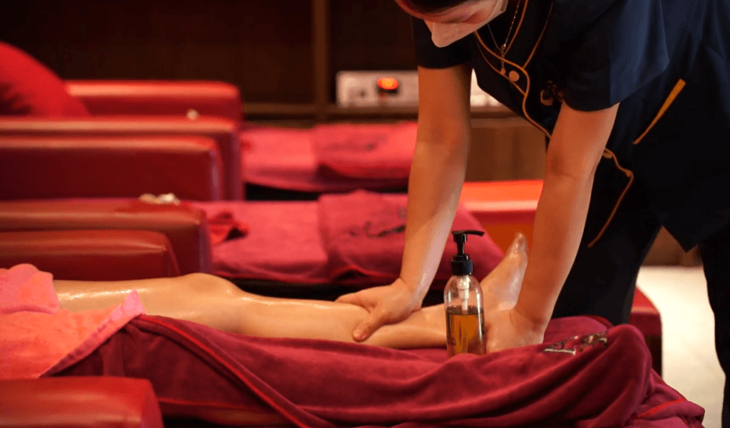 Trọn Vẹn Thư Giãn Qua Hình Ảnh Massage Chân