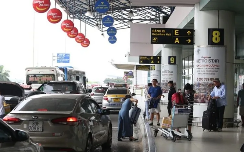 Dịch Vụ Đưa Đón Miễn Phí