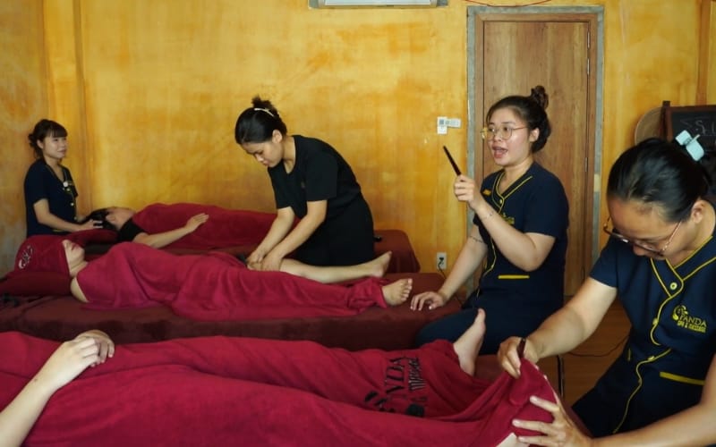Môi trường thực hành chuyên nghiệp, cam kết tay nghề vững chắc sau tốt nghiệp