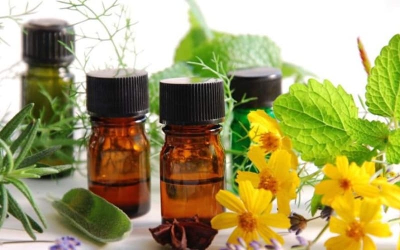 Tinh dầu thiên nhiên – làm dịu cơ thể trong thời tiết nắng nóng