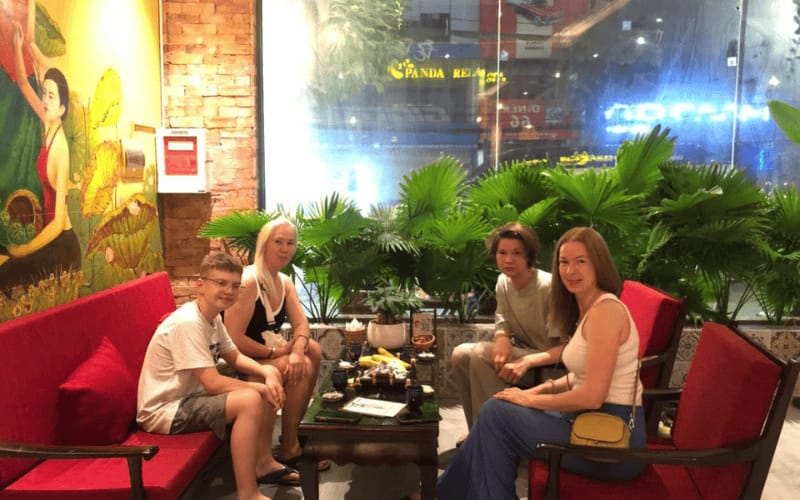 Đánh Giá Của Khách Hàng Về Dịch Vụ Massage Bàn Chân