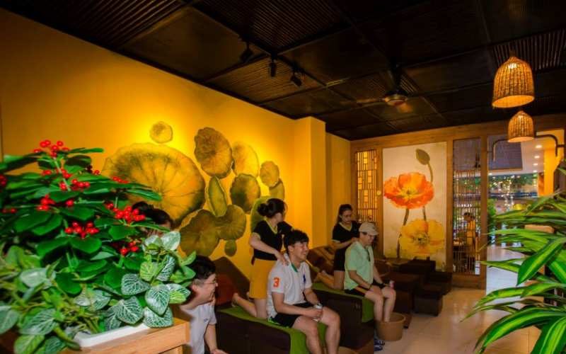 Các Yếu Tố Ảnh Hưởng Đến Giá Massage Chân