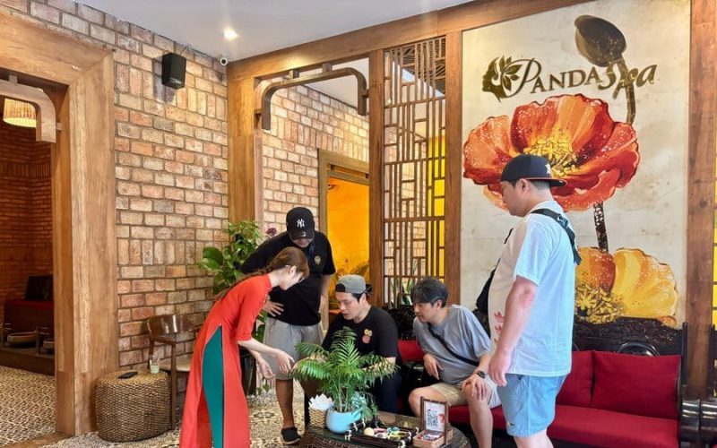 Thăm Khám Và Tư Vấn Da
