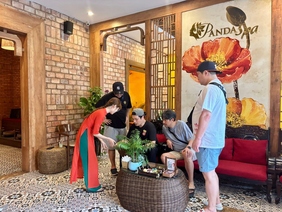 휴식 마사지 및 피부 관리 직원