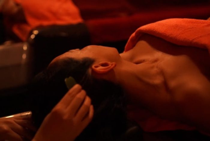 Bà bầu có nên đi spa chăm sóc da mặt? Lợi ích & lưu ý