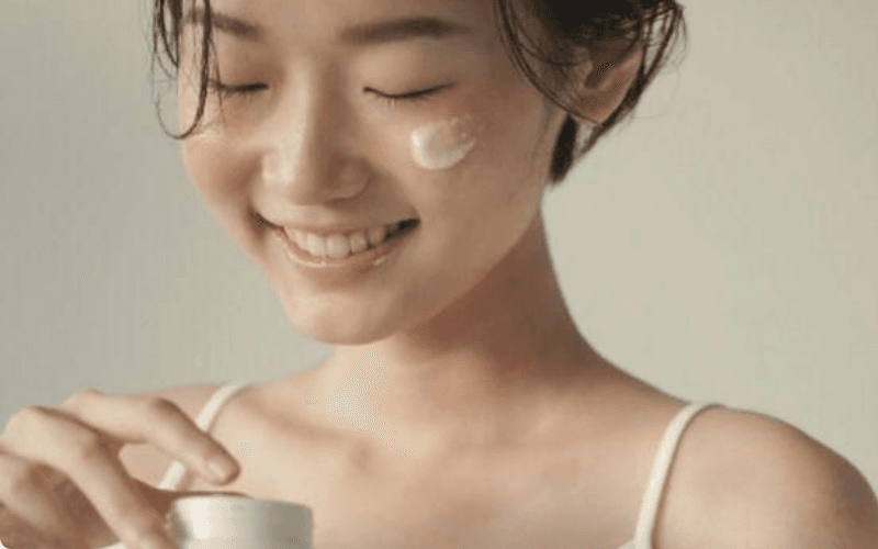 Dưỡng Ẩm