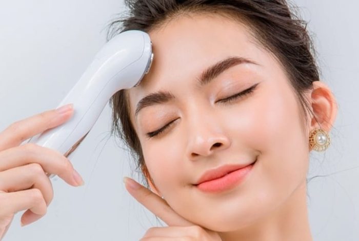 Review máy chăm sóc da mặt: Nâng tầm skincare tại nhà