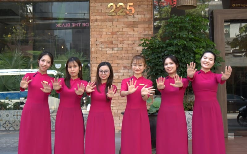 Tái tạo năng lượng với massage toàn thân