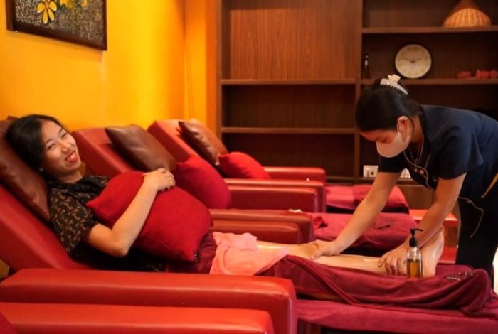 (English) 10 Minutes of Foot Massage Each Day Boosts Your Health