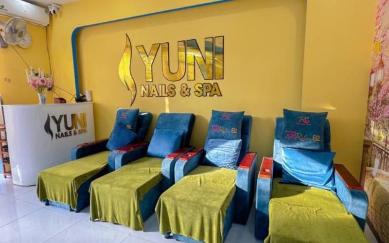 Yuni Spa – Vườn Thảo Mộc Giữa Phố Biển