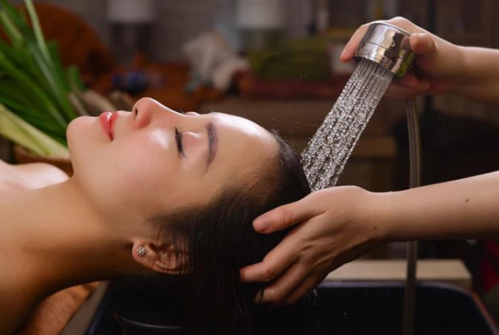 (English) Simple and Effective Home Hair Washing with Scalp Therapy in 2025