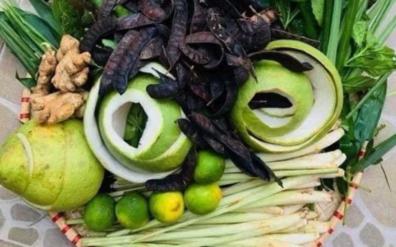 Self Herbal Hair Washing at Home