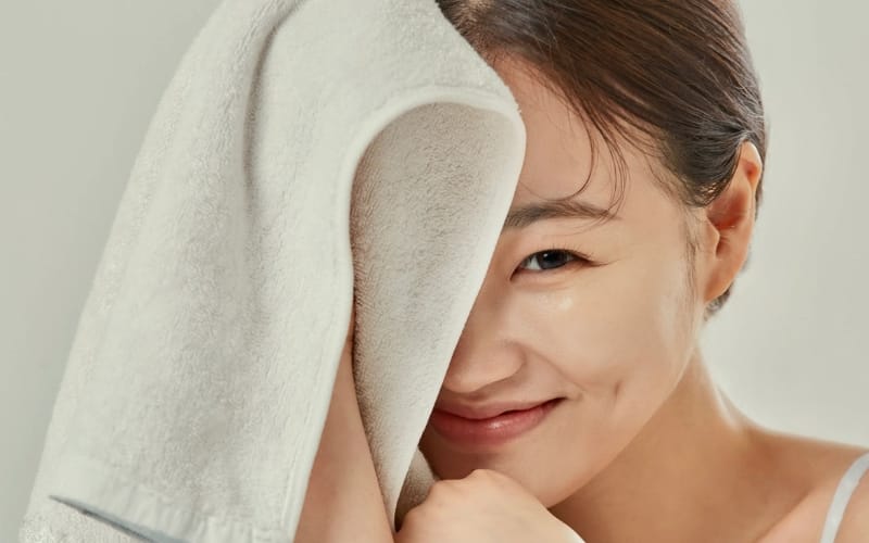 bộ sản phẩm chăm sóc da mặt cho nữ