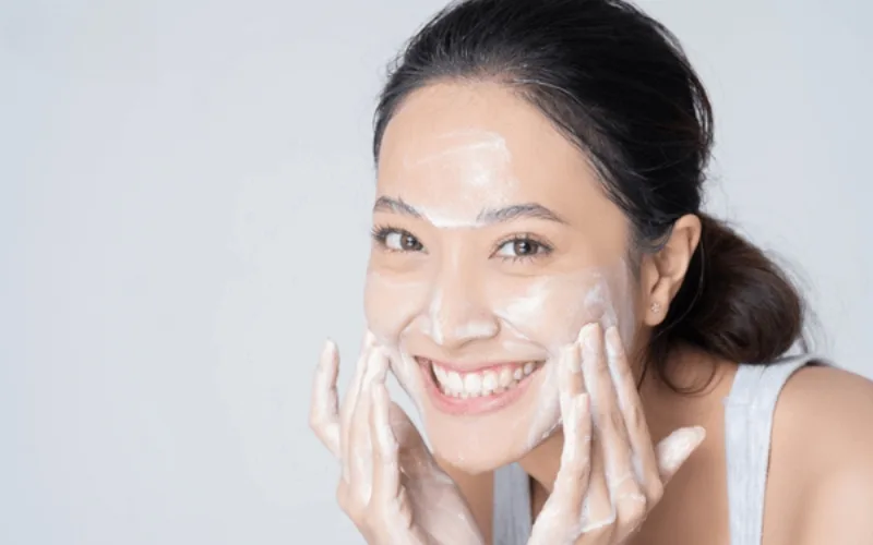 심층 얼굴 클렌징