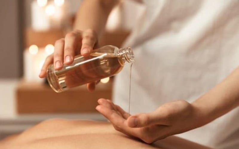 dầu massage thái