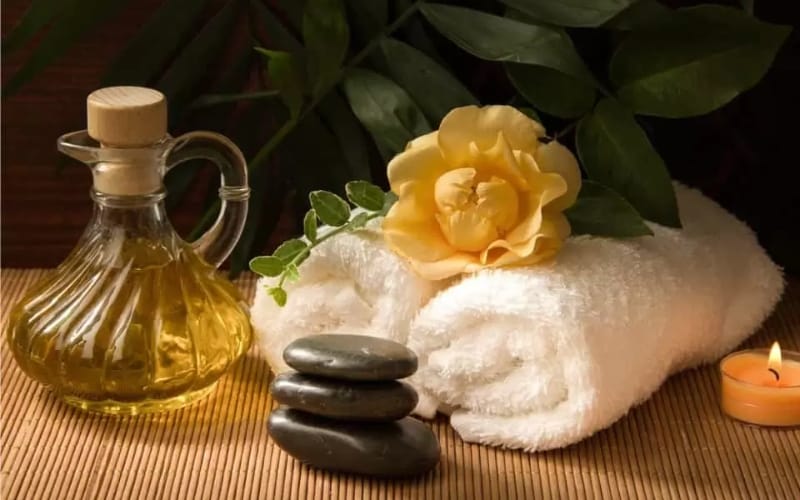 dầu massage thái