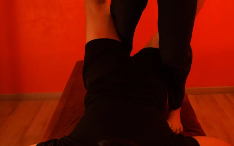 Thai foot massage