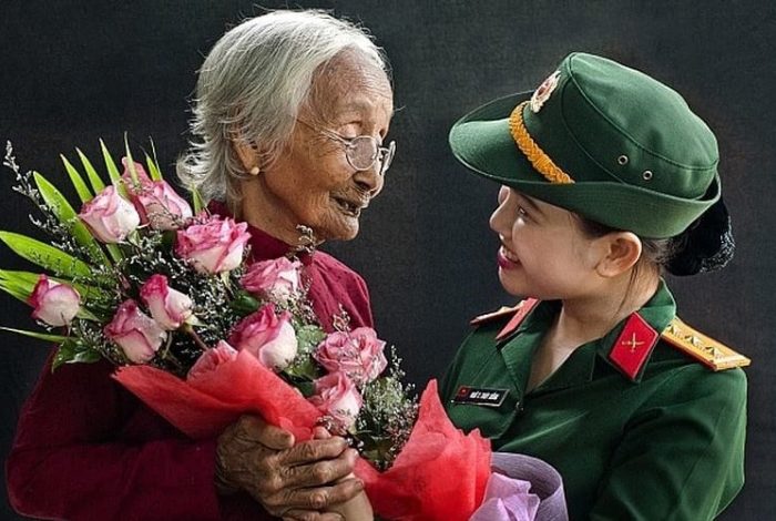 (Tiếng Việt) 20/10 Là Ngày Gì? Ý Nghĩa Ngày Phụ Nữ Việt Nam