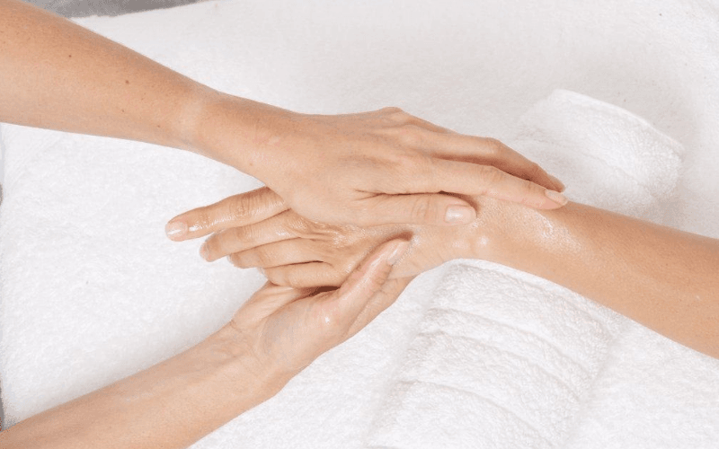 cách massage tay
