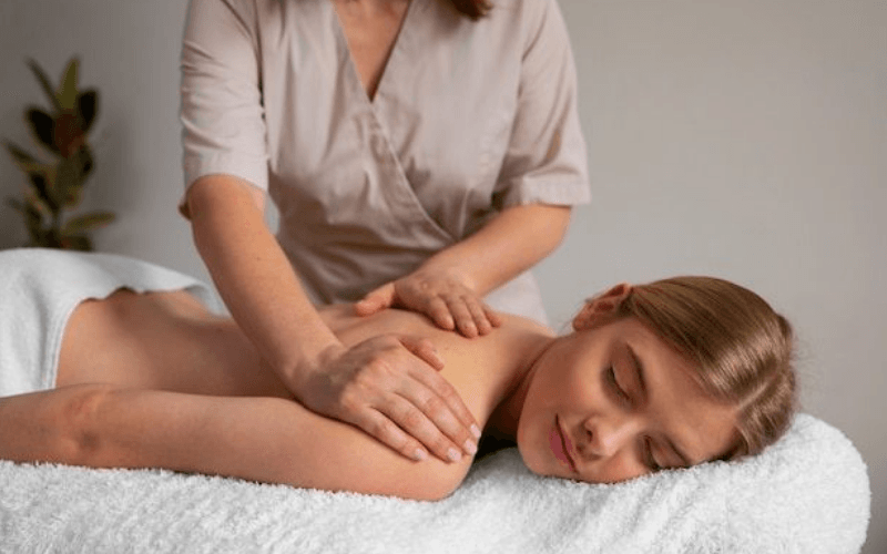 bao nhiêu tuổi là được đi massage