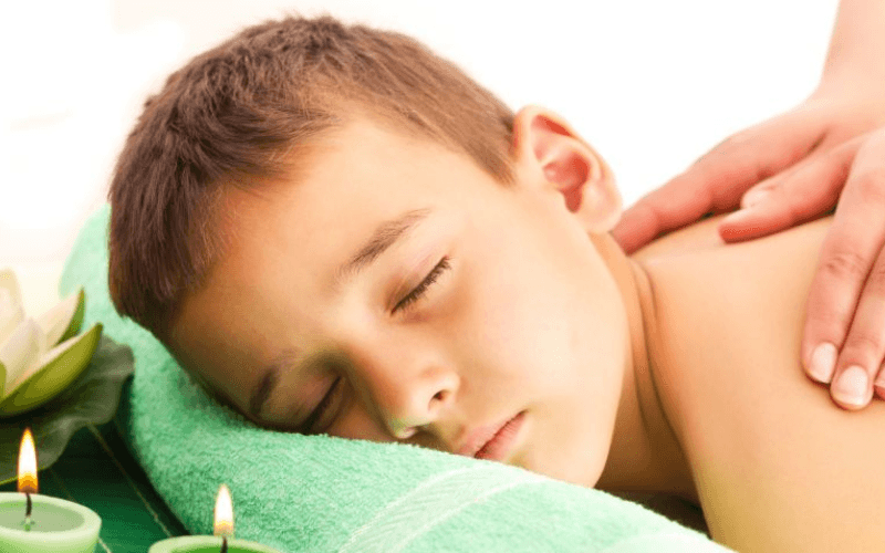 bao nhiêu tuổi là được đi massage