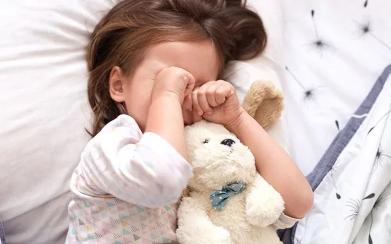 睡眠に問題のある子供向けマッサージ