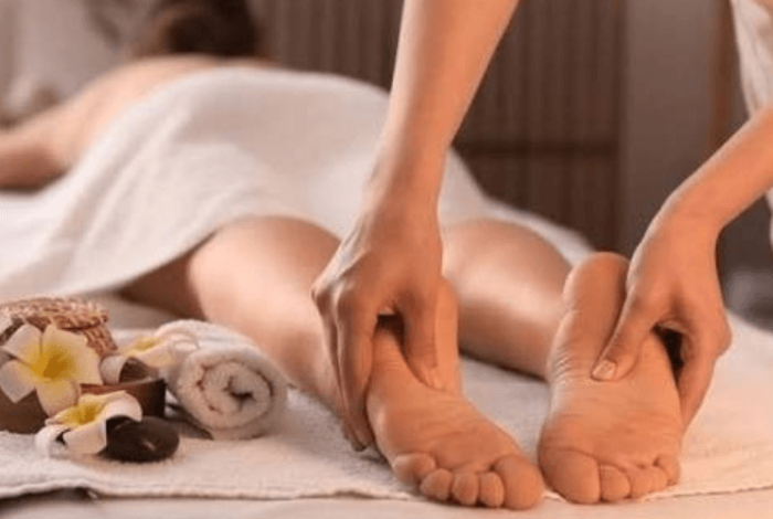 (Tiếng Việt) Top 10 Địa Chỉ Massage Chân Thanh Khê Đà Nẵng Uy Tín 2025