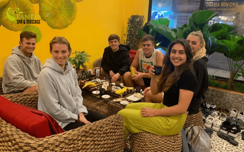 massage chân gần biển