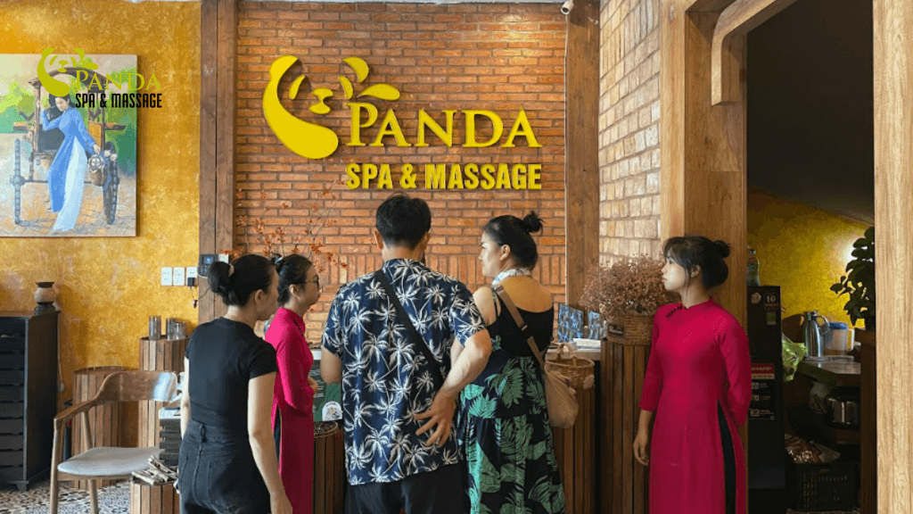 spa接待员员工照片