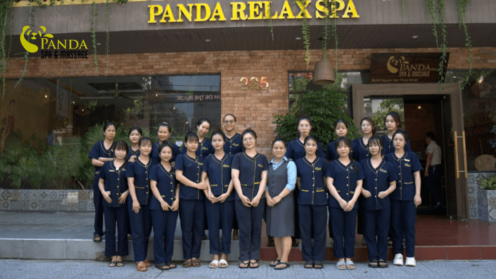 spa接待员员工照片