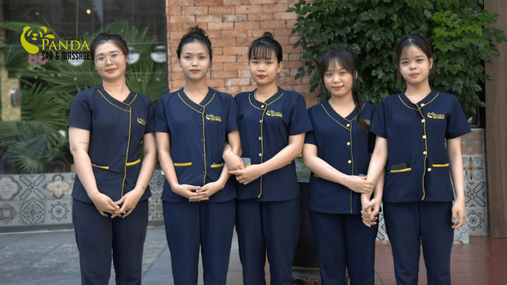 spa接待员员工照片