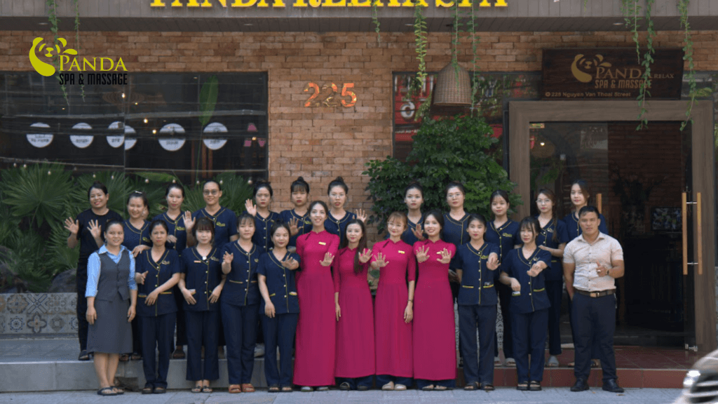 spa接待员员工照片