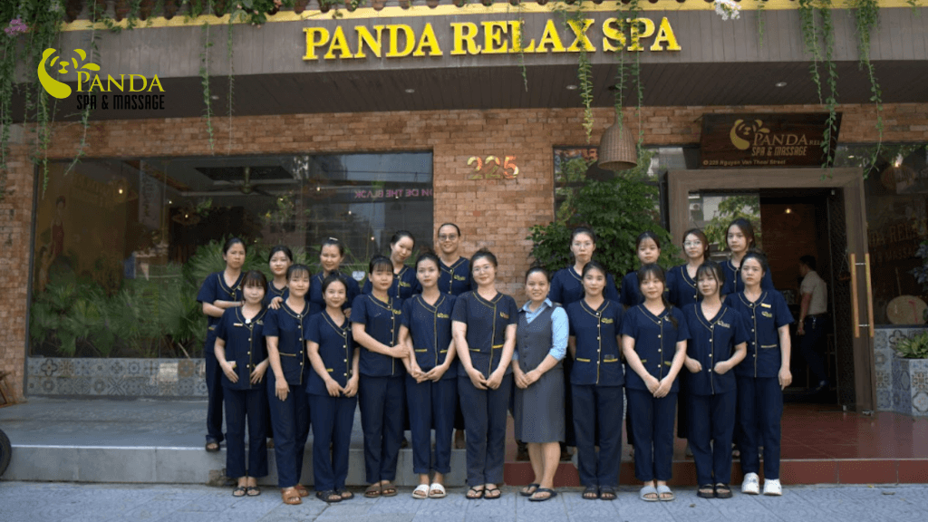 spa接待员员工照片