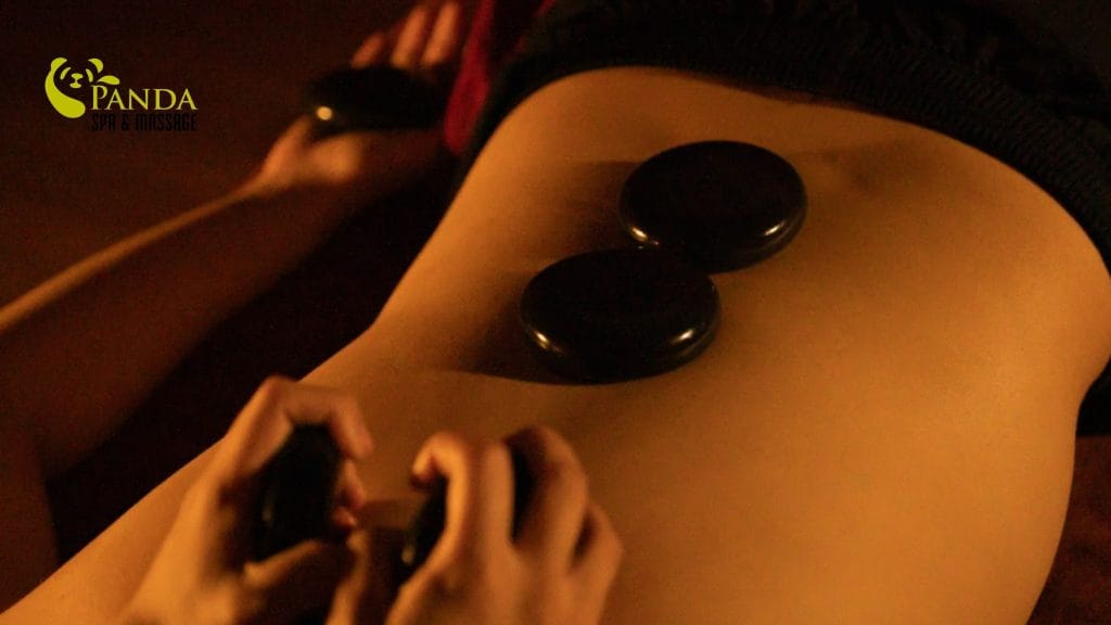 뜨거운 돌 바디 마사지의 이점