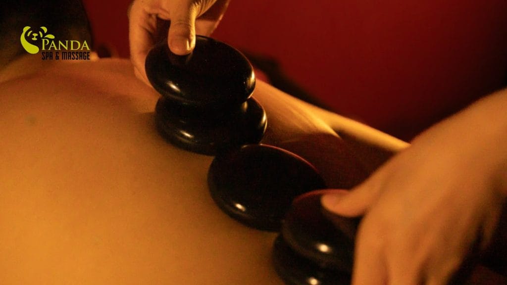 뜨거운 돌 바디 마사지의 이점