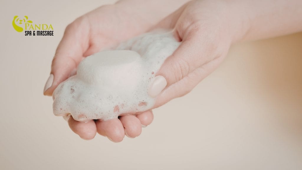 way to create facial cleanser foam