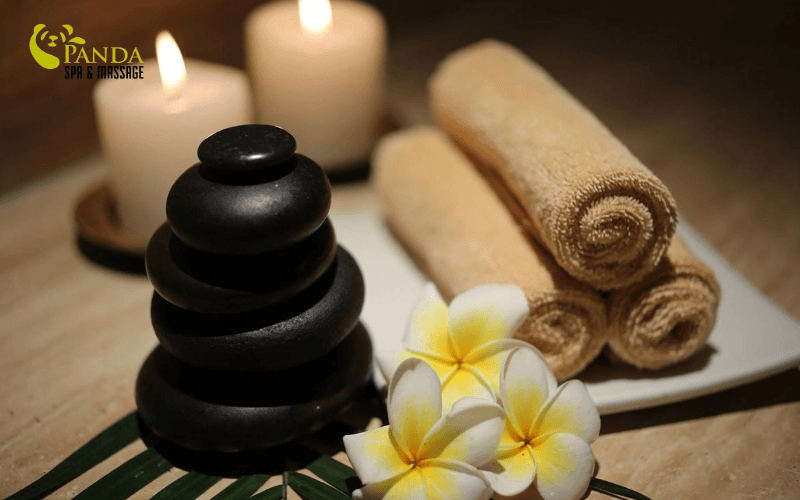 massage body bằng dầu dừa