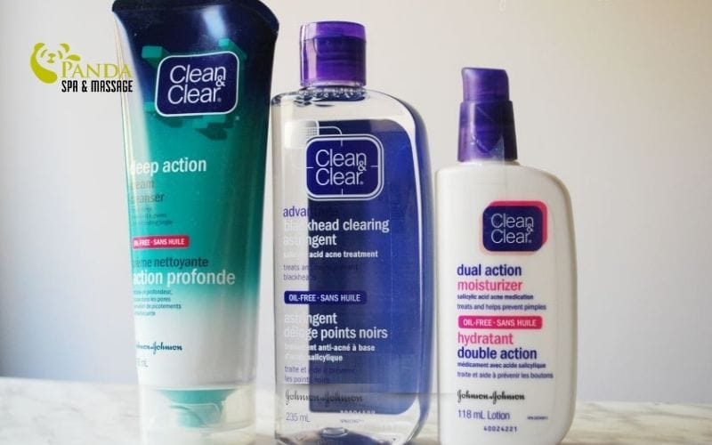 Sữa rửa mặt giá học sinh