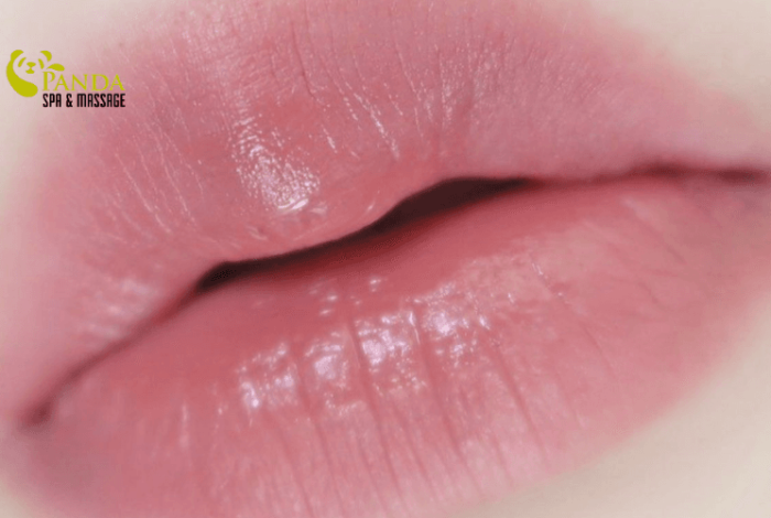 (English) How to Exfoliate Lips Properly for Smooth, Rosy Lips